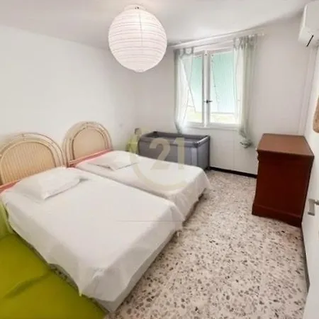 Maison Authentique Avec Jardin Centre Calvi (Corsica)