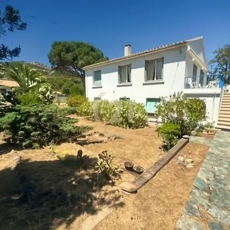 Maison Authentique Avec Jardin Centre Apartment Calvi (Corsica)